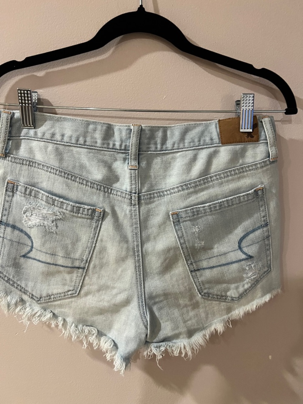 American Eagle Outfitters Light Blue LinedDistressed Jean Shorts with Frayed Hem - Picture 6 of 7